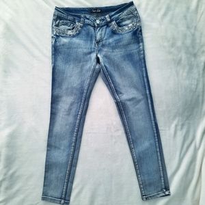 Sweet Look Women's Rhinestone  Faded Jean